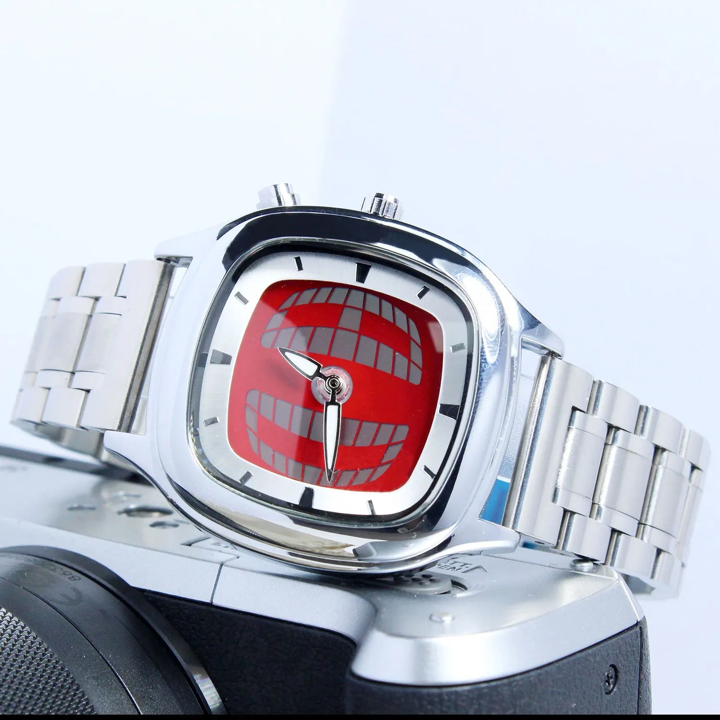 OUTLAW Retro Square Watch