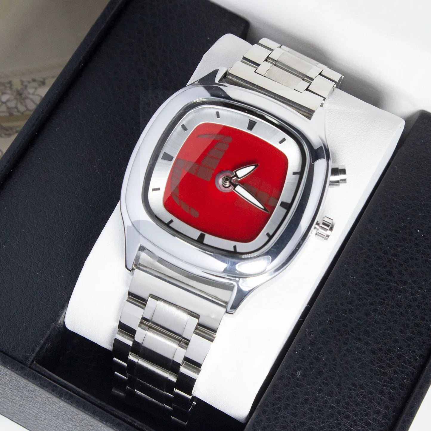 OUTLAW Retro Square Watch