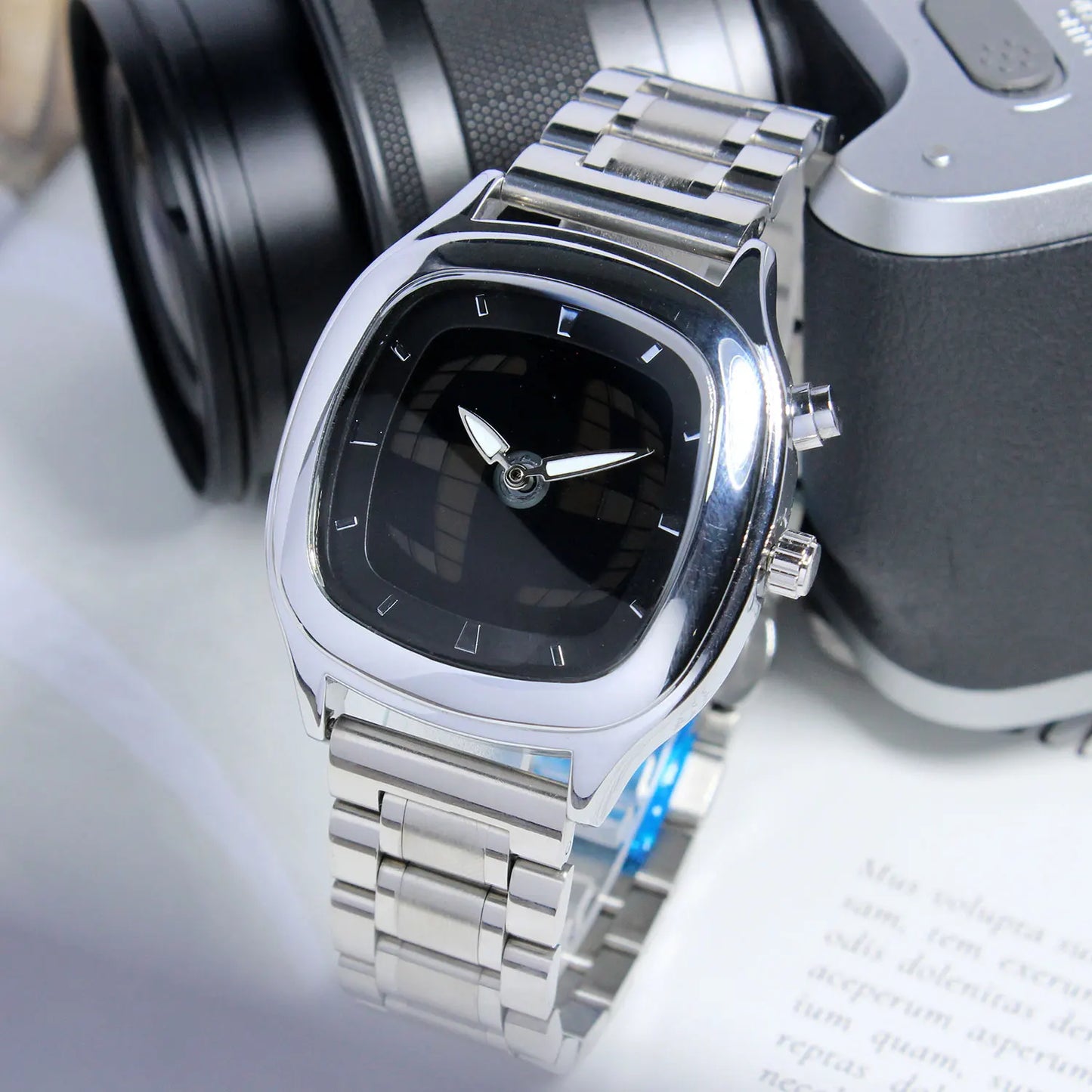 OUTLAW Retro Square Watch
