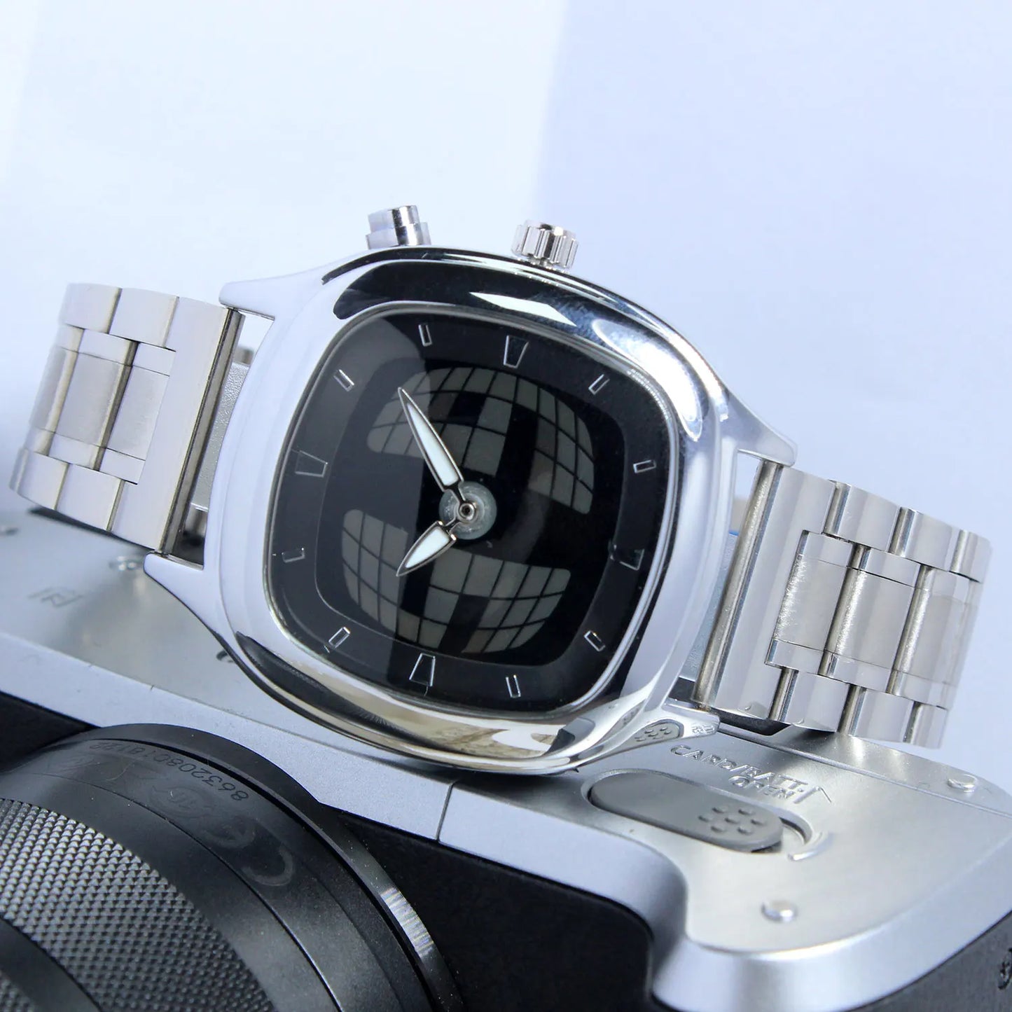 OUTLAW Retro Square Watch
